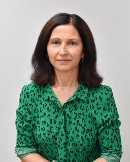 Hayrish is a counsellor, psychotherapist, couples therapist and EMDR therapist based in Hanwell West Ealing.  Specialising in Trauma and PTSD