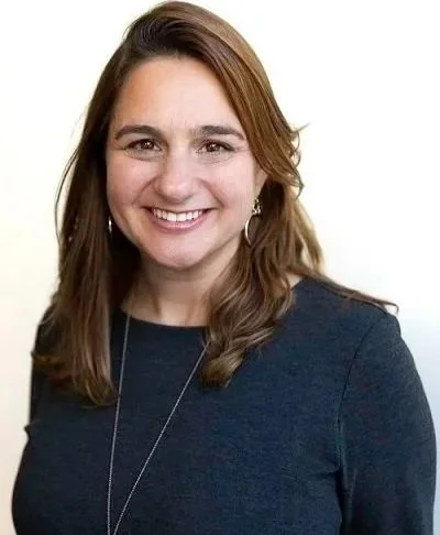 Hayley is a counsellor and psychotherapist based in Ealing London.  Hayley is part of West London Counselling, Psychotherapy and Talking Therapy Services