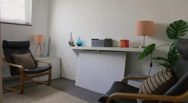 Our counsellors and psychotherapists in Fulham use the Thrive Therapy Rooms based on Fulham Road SW6