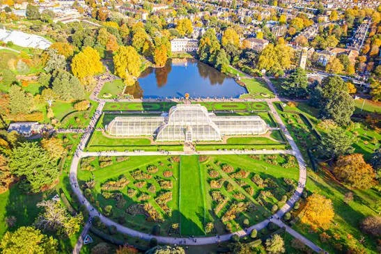 two of our counsellors and psychotherapists, Alda and Harjeet offer walking and talking therapies in Kew Gardens
