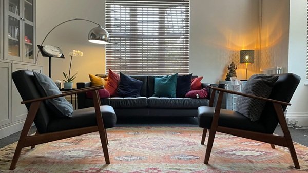 West London Counselling and Psychotherapy Services use the therapy rooms at the NAOS institute in Ealing for face to face client work