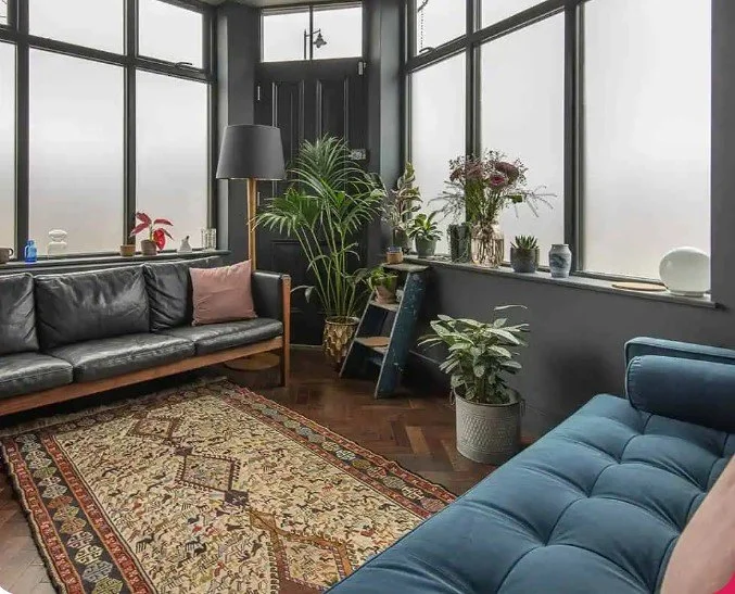 Therapists from West London Counselling and Psychotherapy Services use the therapy rooms here at The Curious Life in South Ealing