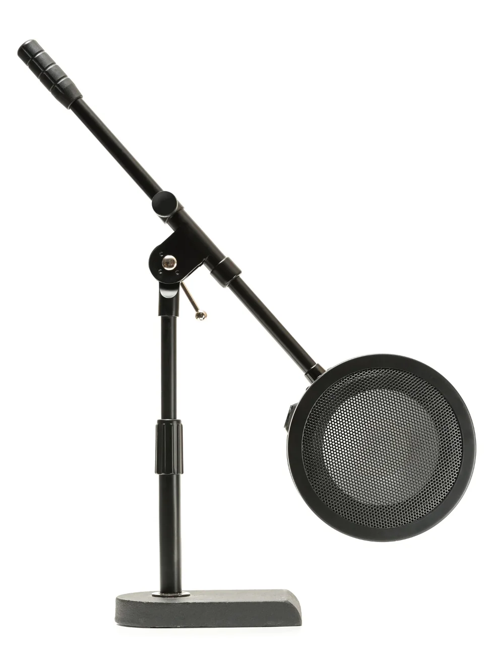 With lower overall weight, and a smaller form factor, the Solomon LoFReQ can be used with almost any mic stand, including most desktop stands.