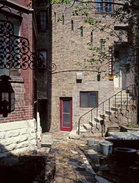 Rear Courtyard at Carl St (Doug Snower).jpg
