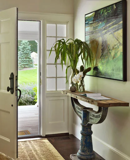 5 Reasons to Hit That Secondhand Store