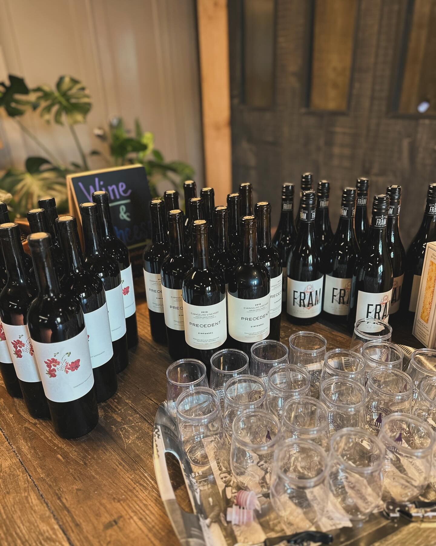 Setting up for today&rsquo;s tasting with my guest Pascal Schildt!! We are continuing our study of bold reds this week with the addition of a Red Zinfandel, a grape that lives on the boarder of &ldquo;medium&rdquo; to &ldquo;bold.&rdquo; Precedent Zi