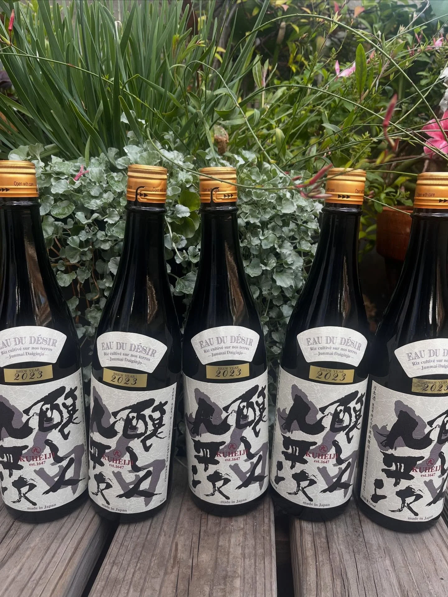 the &ldquo;water of desire&rdquo; sake&mdash; silky, floral and fresh! We hear it might be your new favorite with sushi night! Another good pair, made today. ❣️
