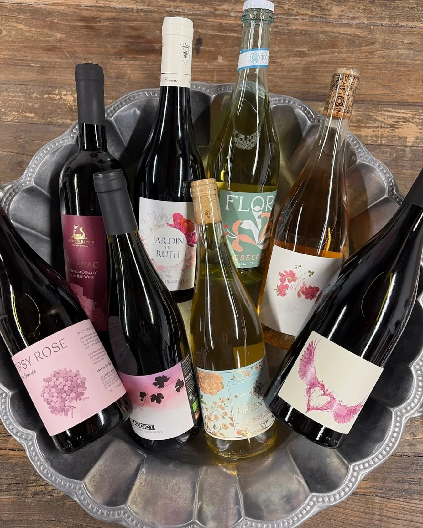 &hellip;and wine! 💕