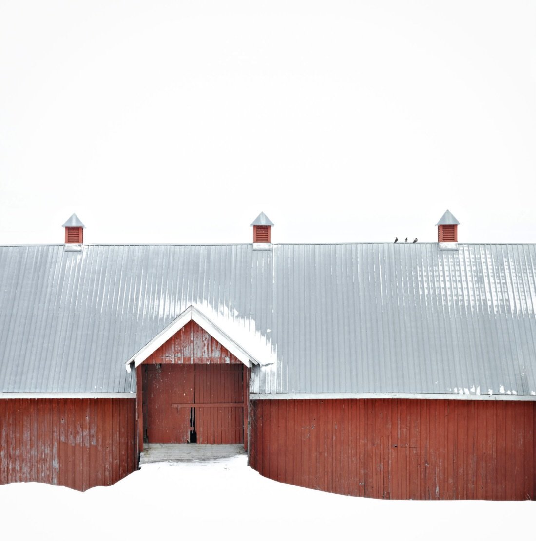 "Fairfield Barn 1" contact gallery for sizes and prices