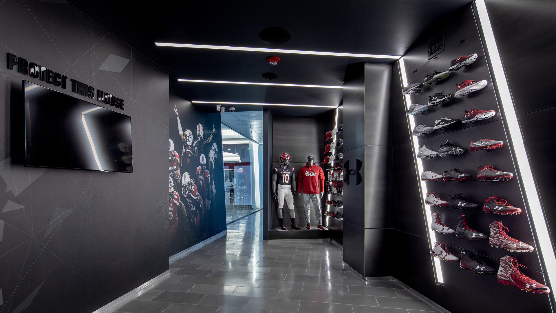 USC_Gamecock_Football_Corridor_3.jpg