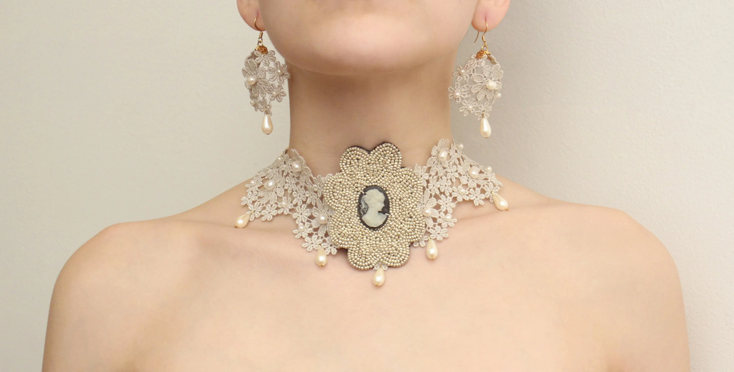 Ethereal Cameo Set