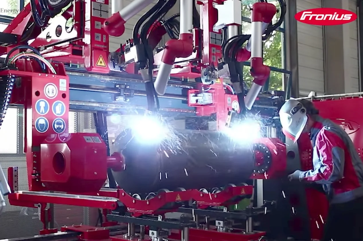 Fronius International professional welding.jpg
