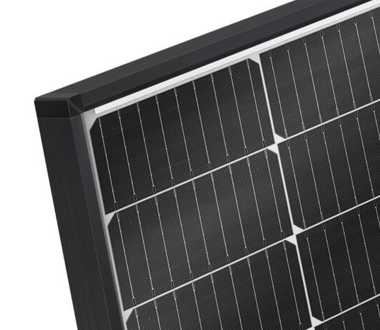 The new Winaico Gemini panels use monocrystalline PERC half-cut cells with 9 busbars.