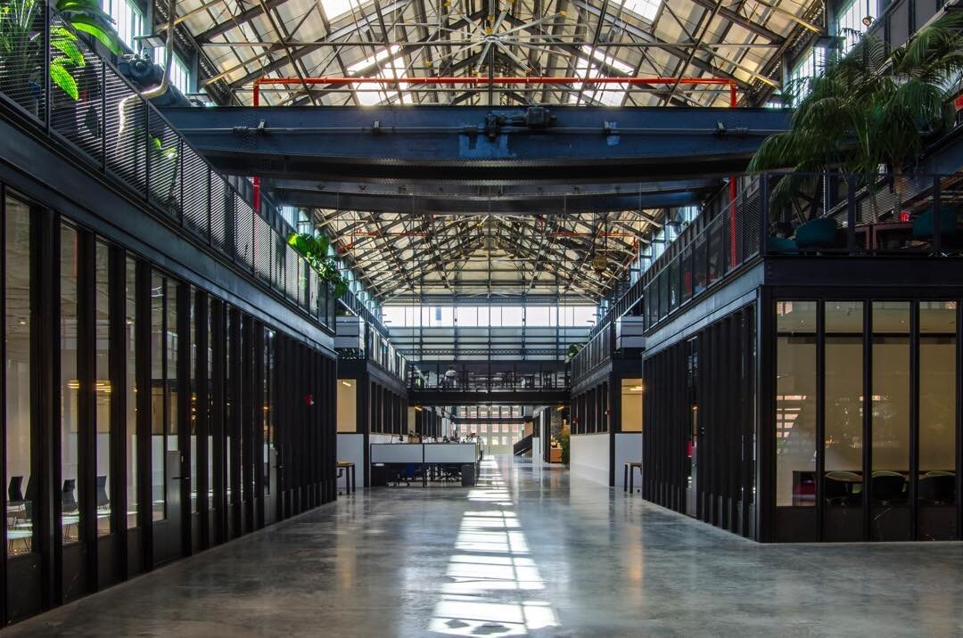 Brooklyn @NewLab is still one of my all time favorite projects I've had the opportunity to work on. Pictured here the event space and conference room steel, glass, and marble partitions, designed by @civilivn_llc ⁠⠀
⁠⠀
#NewLab #MacroSea #Steel #Metal