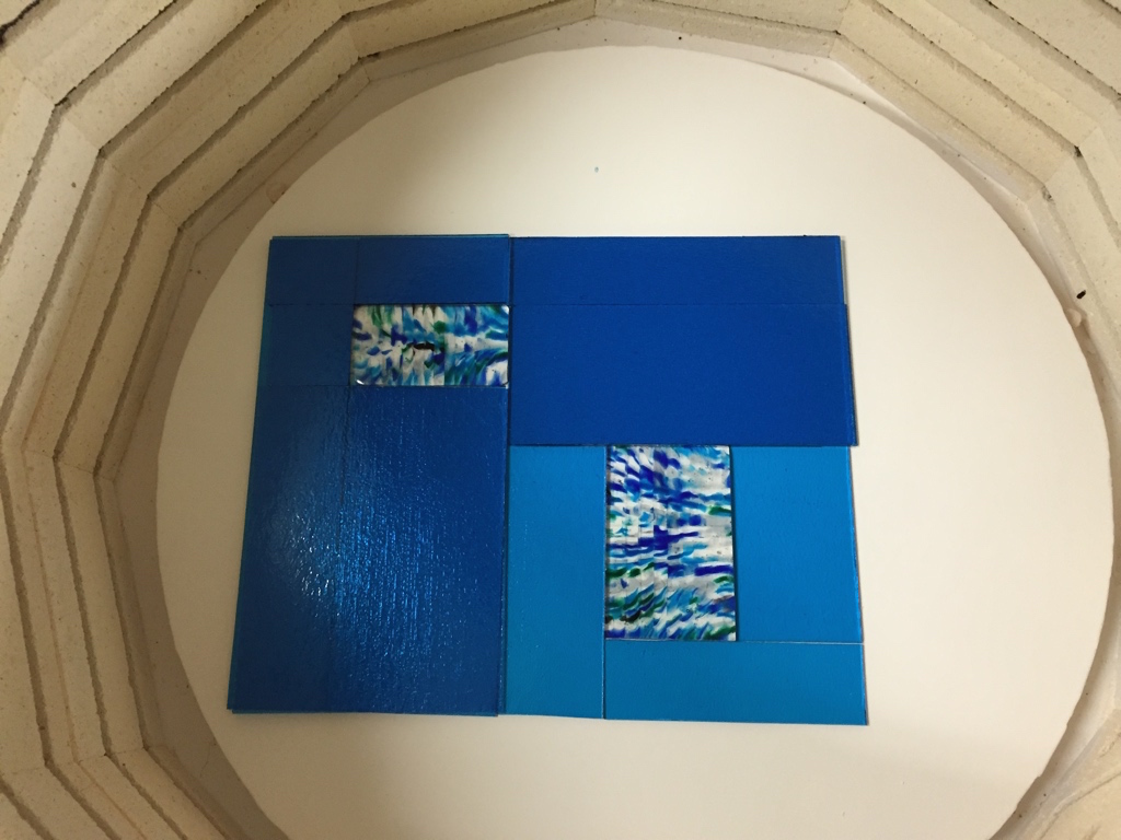 You can see the overlapping of some of the pieces to minimize the seams (although I didn't eliminate the long vertical seam, as that would have required a lot more pieces).