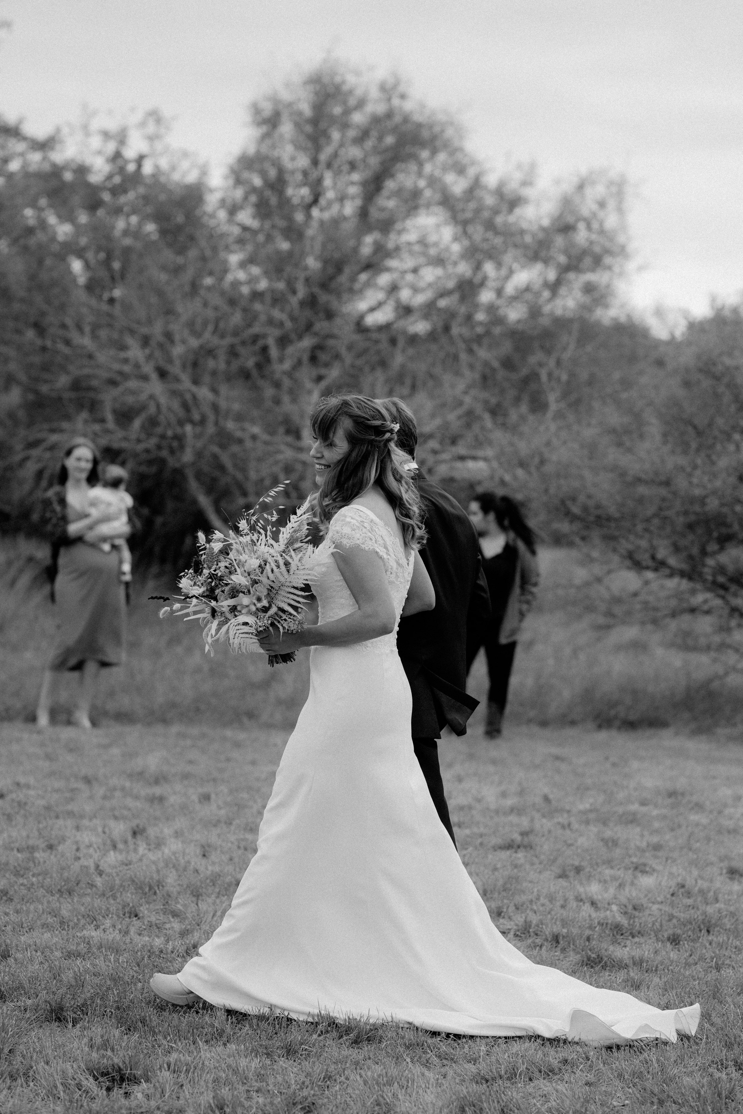  bride walking down the aisle plat at kyle wedding venue austin 