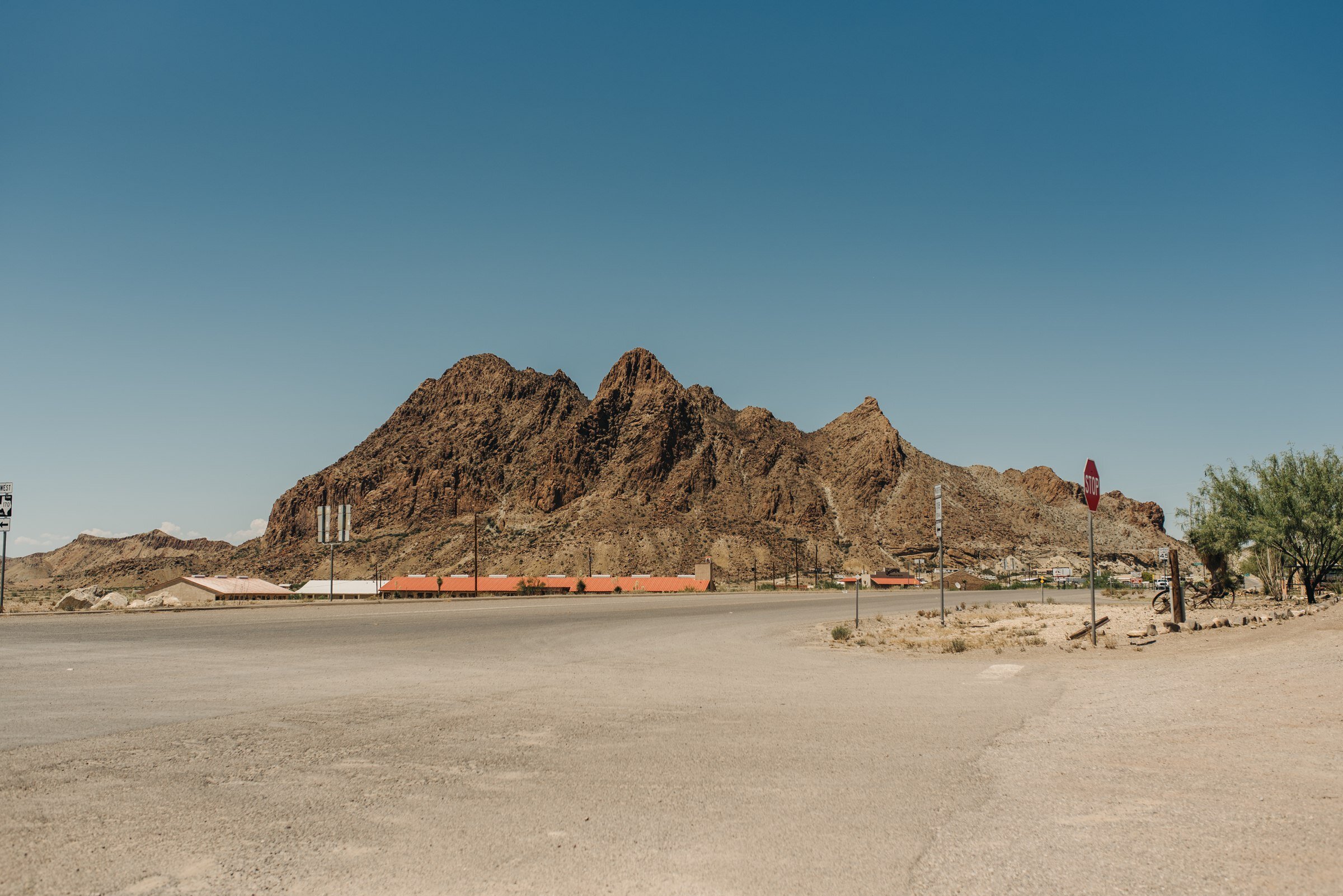  terlingua texas view of mountain from gas station 
