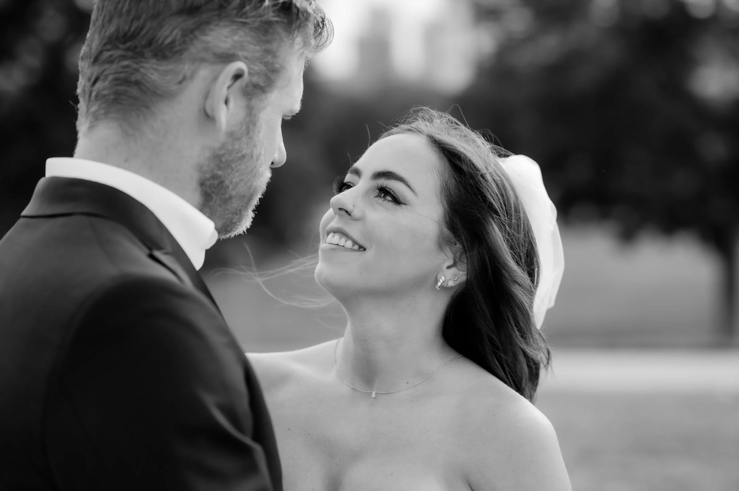20 - downtown-austin-elopement-photographer_0071.jpg