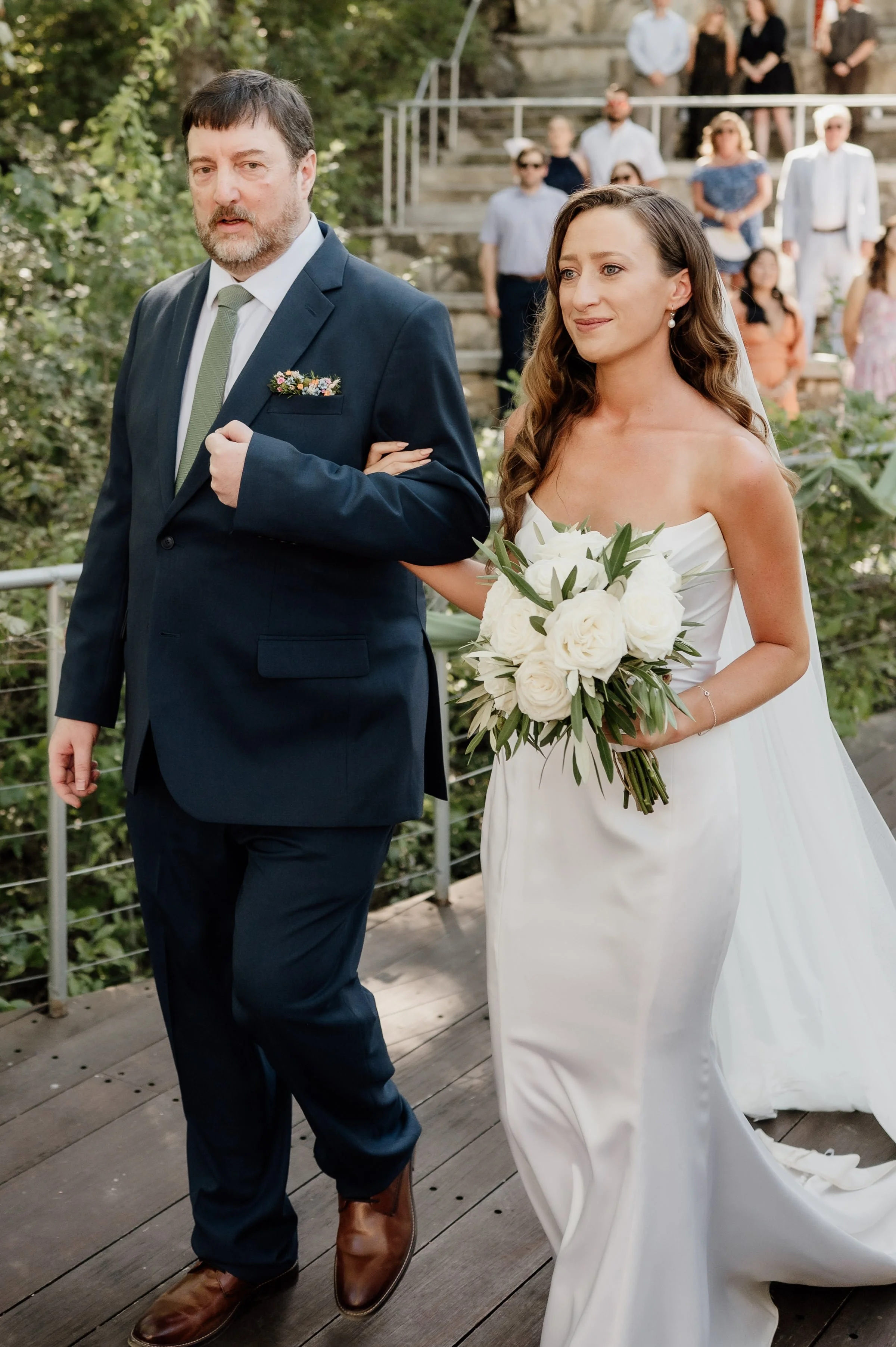 austin-elopement-photographer-treehouse-wedding-18.jpg