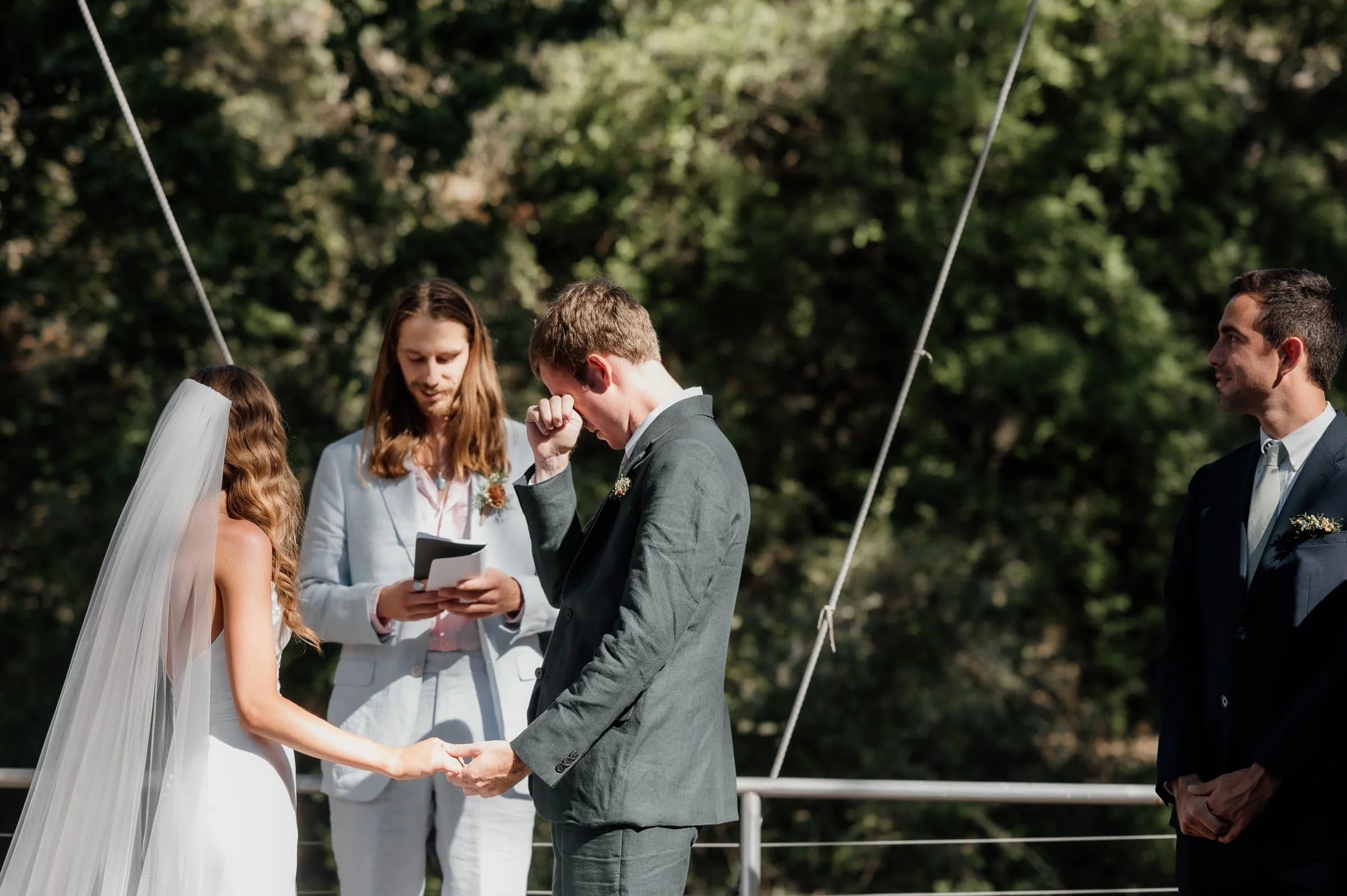 austin-elopement-photographer-treehouse-wedding-23.jpg