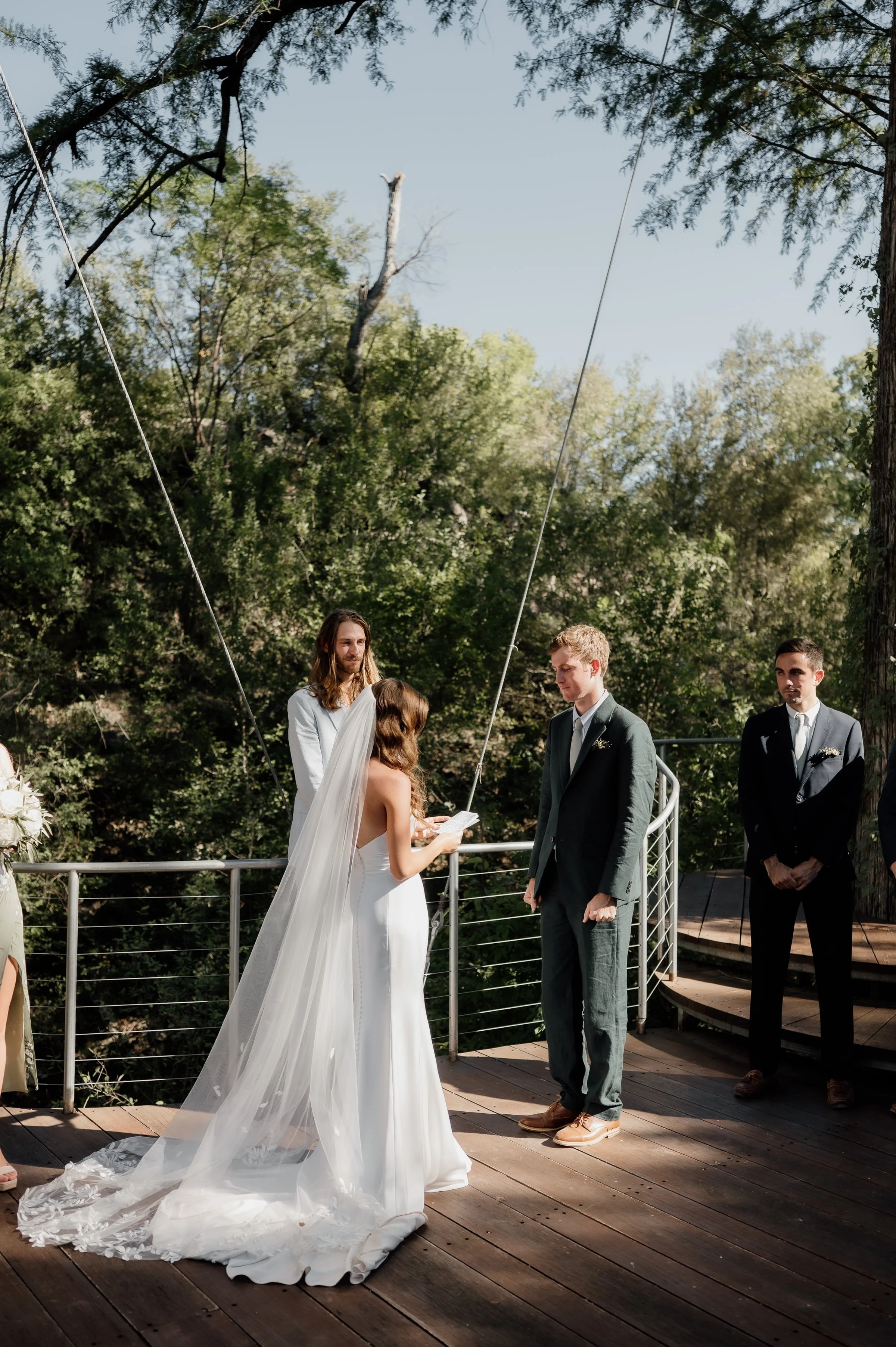 austin-elopement-photographer-treehouse-wedding-24.jpg
