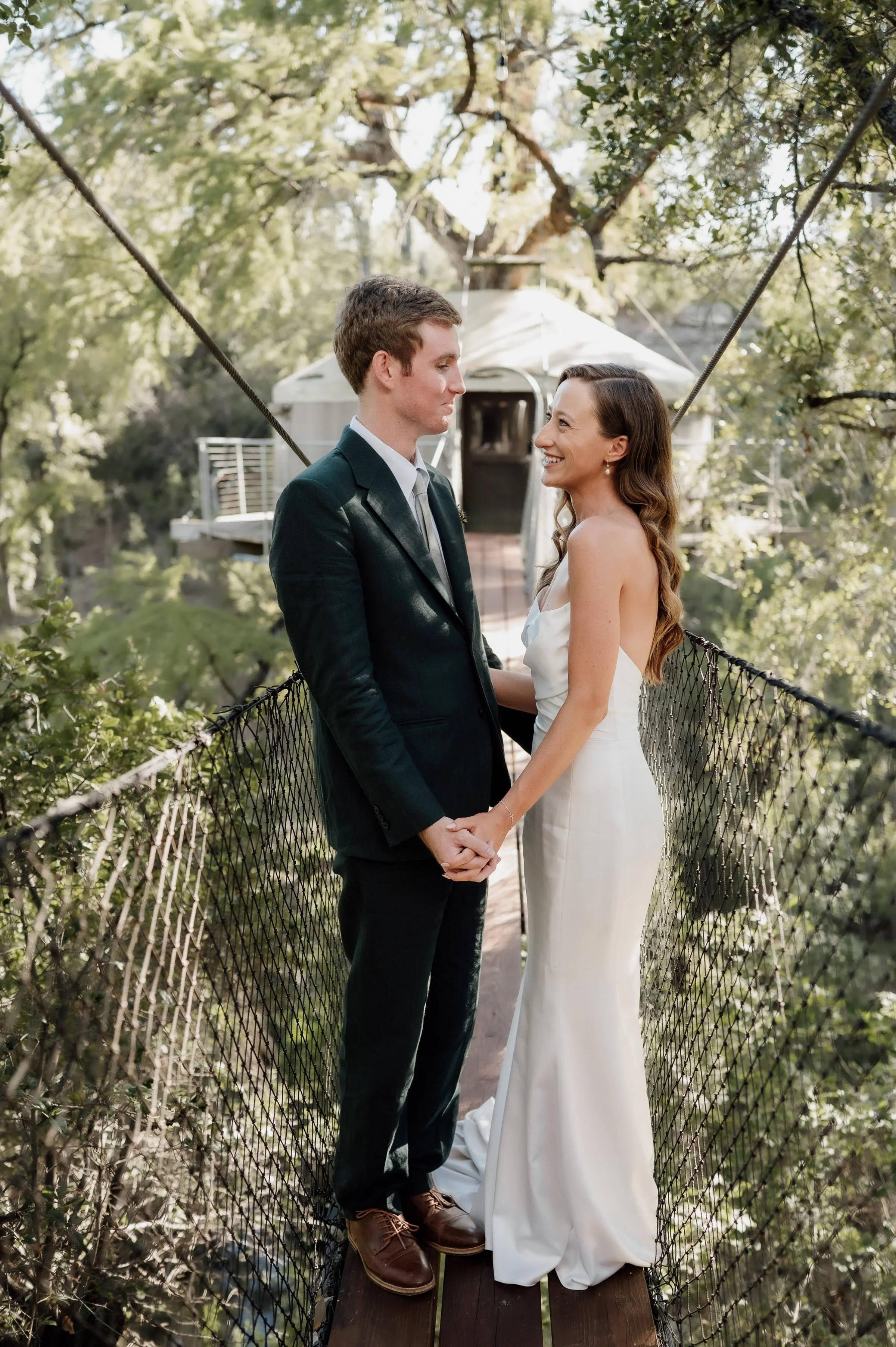 austin-elopement-photographer-treehouse-wedding-39.jpg