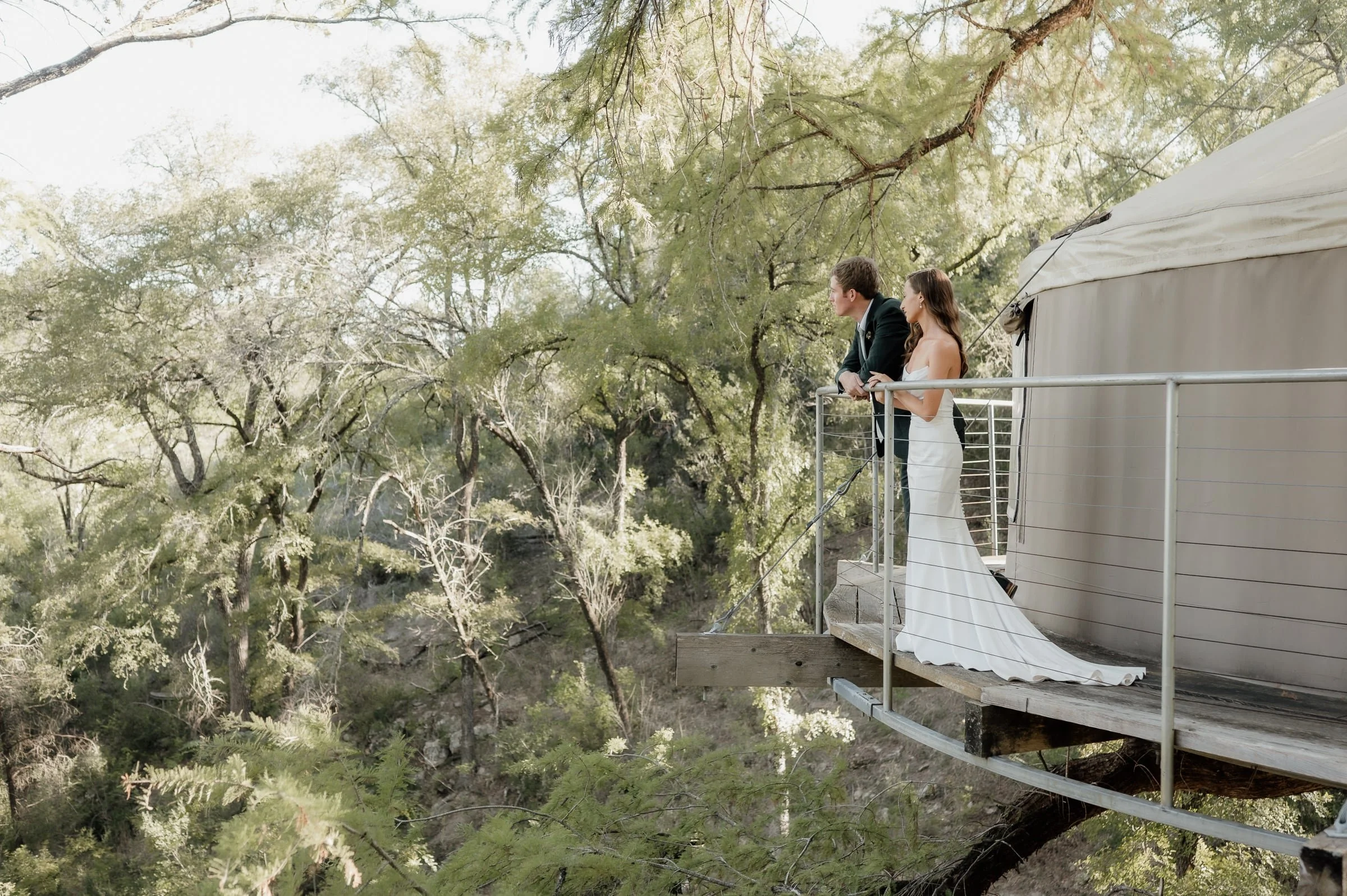 austin-elopement-photographer-treehouse-wedding-44.jpg