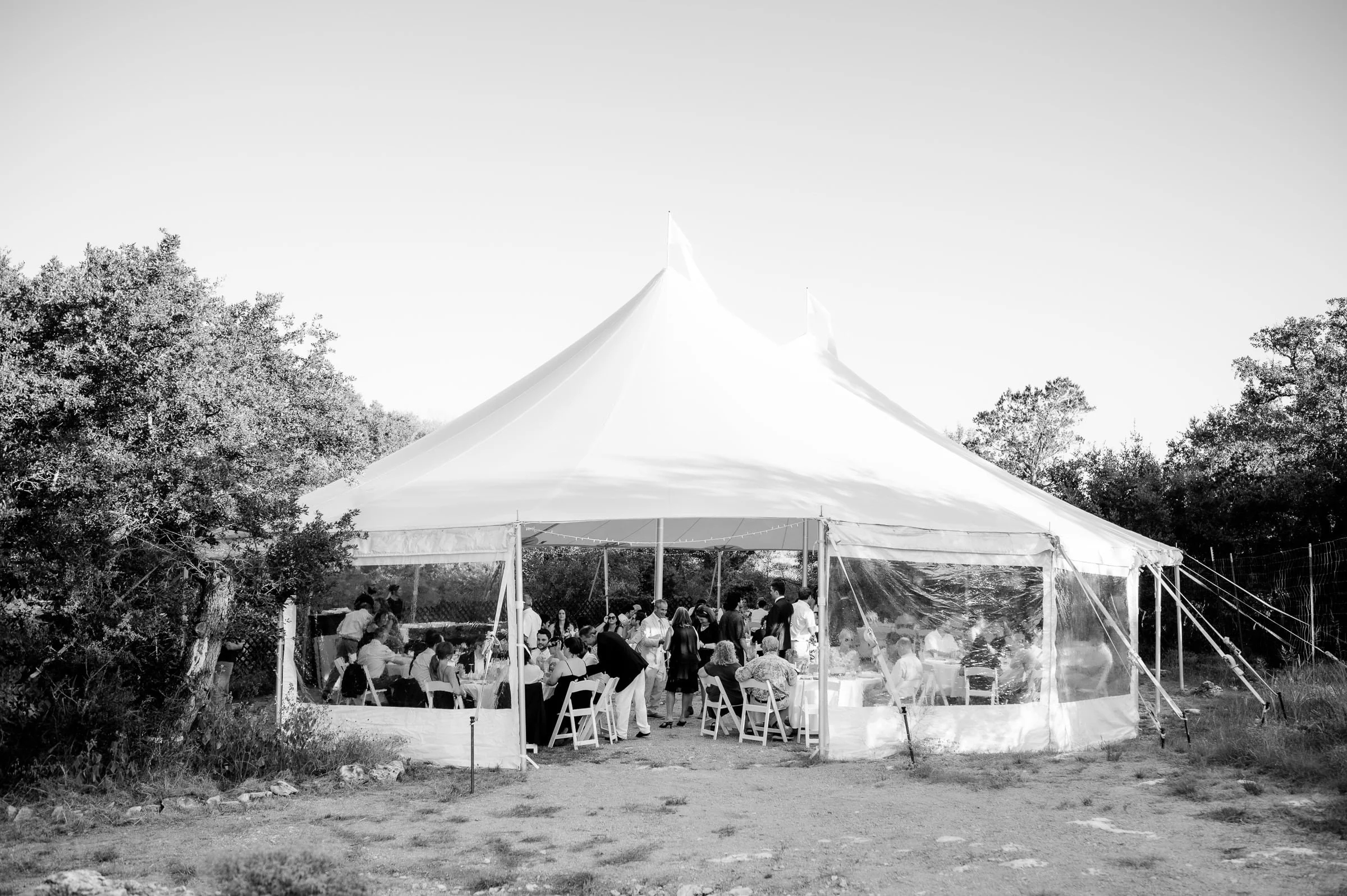 austin-elopement-photographer-treehouse-wedding-58.jpg