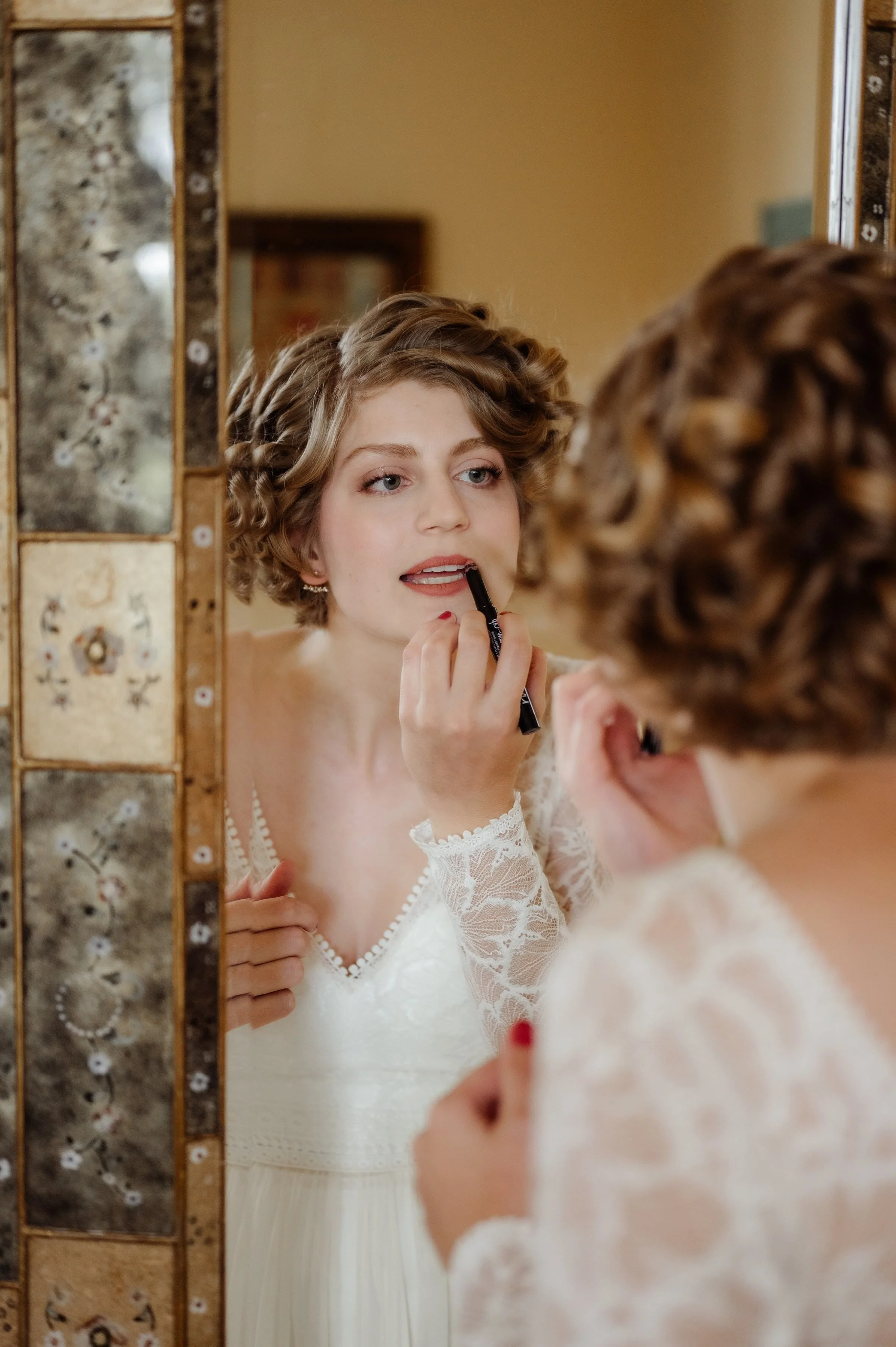 7 - elopement-photographer-artist-sanctuary-austin-wedding_0455.jpg