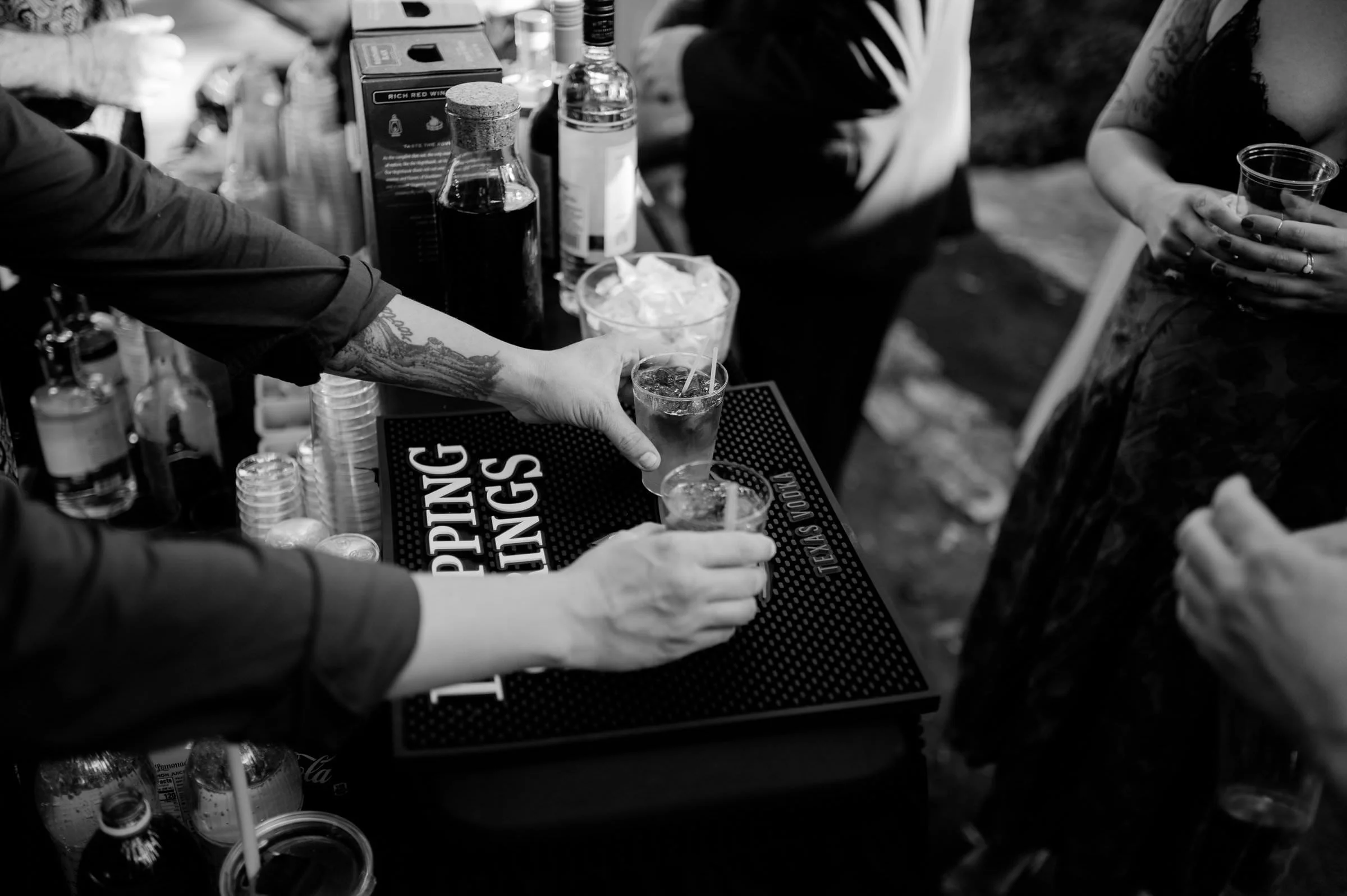 27 - elopement-photographer-artist-sanctuary-austin-wedding_0475.jpg