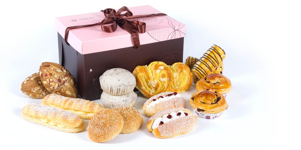 Our Sweet Platter: Please note buns in picture may vary from actual buns in platter.