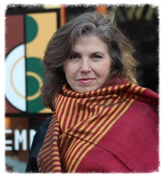 Host/Narrator: Kathryn G. Howell Kathryn Howell, arTenzia Host, has been working as On Camera, Modeling, and Voice Over talent for over 20yrs. In addition to shooting fine art photographs for her facebook page, Kathryn currently portrays famed American writer Julia Ward Howe in a unique filmed holographic presentation on the National Mall of Washington DC. As an Equity actress, Ms Howell has been working on stage since 1975, performing in venues across New England including Worcester Foothills, Gloucester Stage, Theater By The Sea, The Charles Playhouse, and The Wilbur Theater. A lover of art in all its many forms, Kathryn is thrilled to be part of this exciting new project.