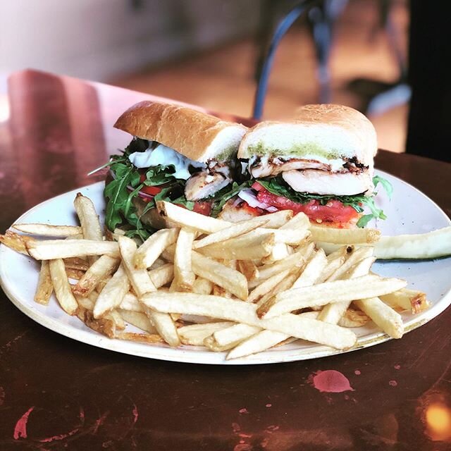 With summer here we decided to make a Grilled Chicken Capresse Sandwich. This bad boy is loaded with grilled chicken, arugula, tomato, red onion, cherry peppers, burrata cheese, basil oil and a balsamic glaze. The sando comes on a @truckeesourdough s