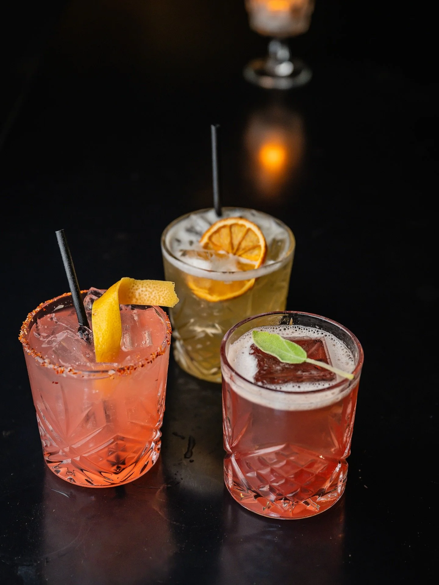 At Truckee Tavern, we take pride in crafting drinks that are as bold and vibrant as the Sierra sunsets. Whether you&rsquo;re a whiskey devotee, a gin explorer, or just here to sip something colorful and fun, we&rsquo;ve got a glass waiting for you.

