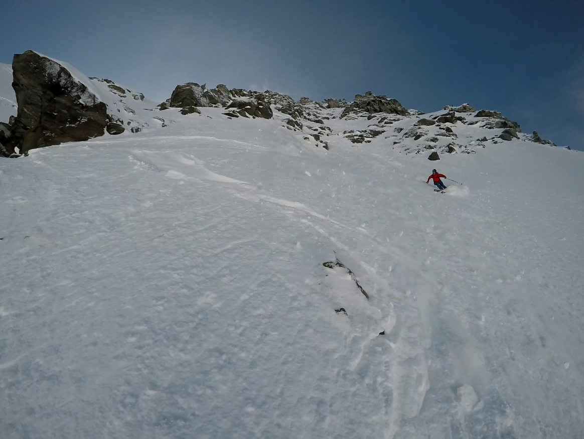 Drew slapping a sweet turn in upper dogleg 