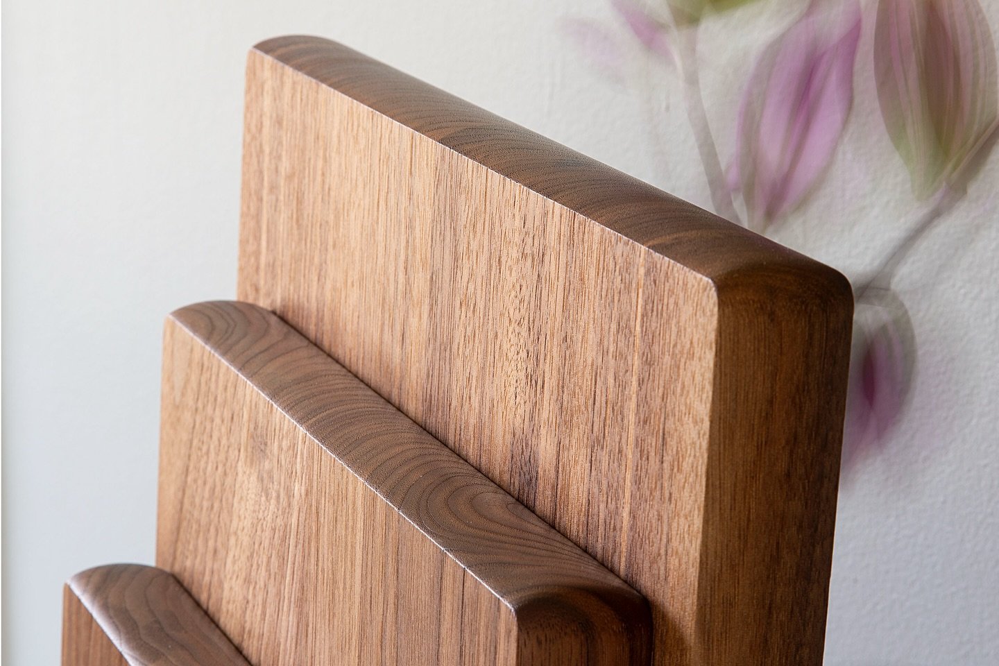 Fresh batch! Walnut chopping blocks are back in stock ✌️