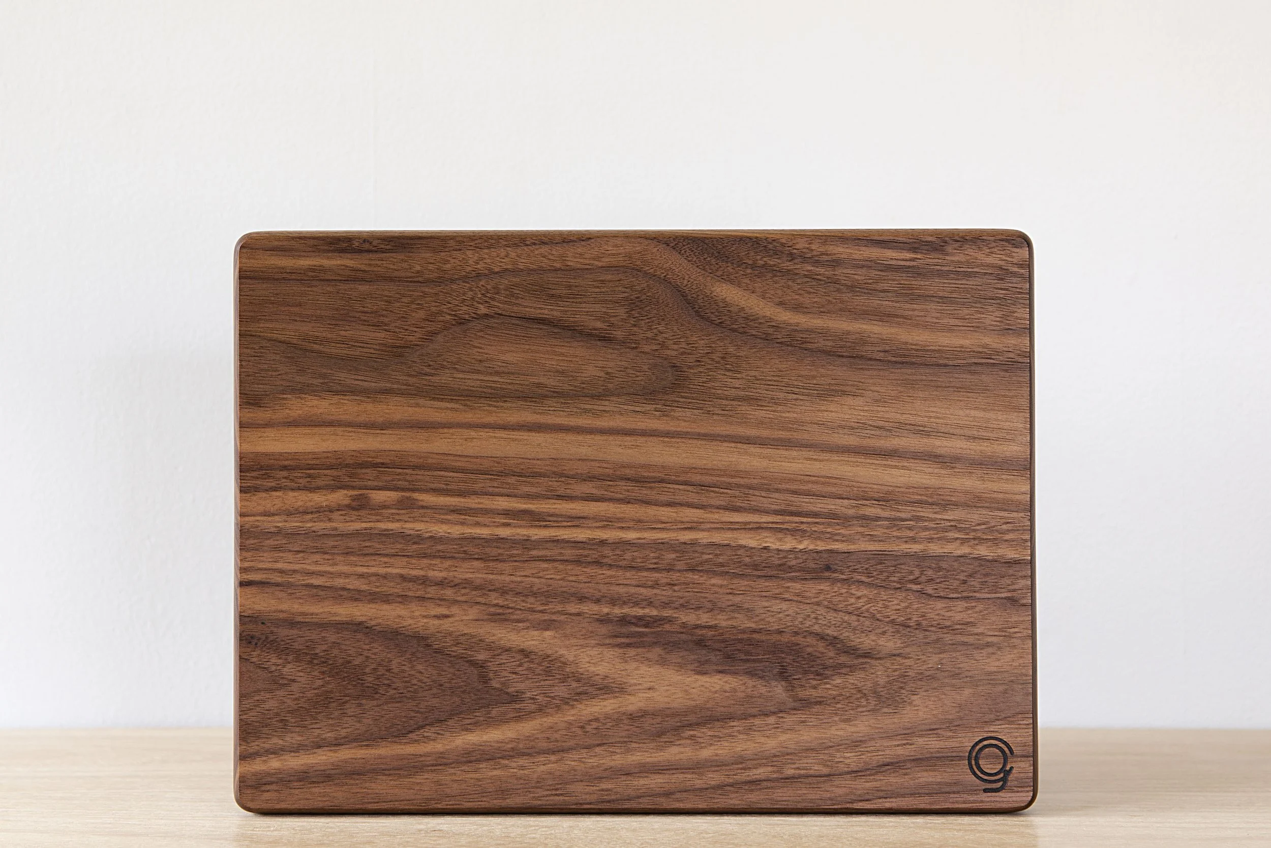 SM Walnut Chopping Block 1.jpg