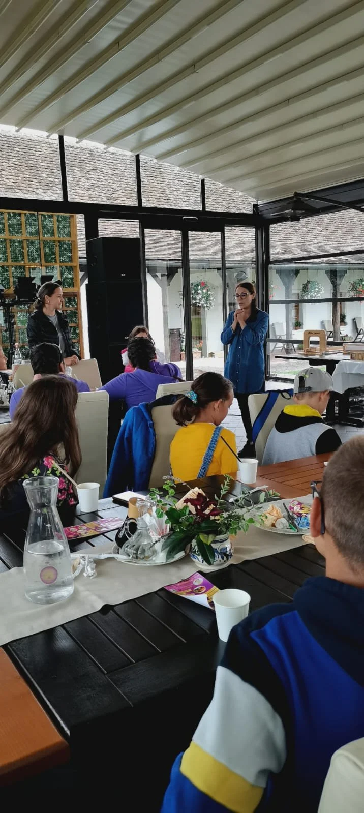 WhatsApp Image 2022-04-06 at 10.15.31 PM.jpeg