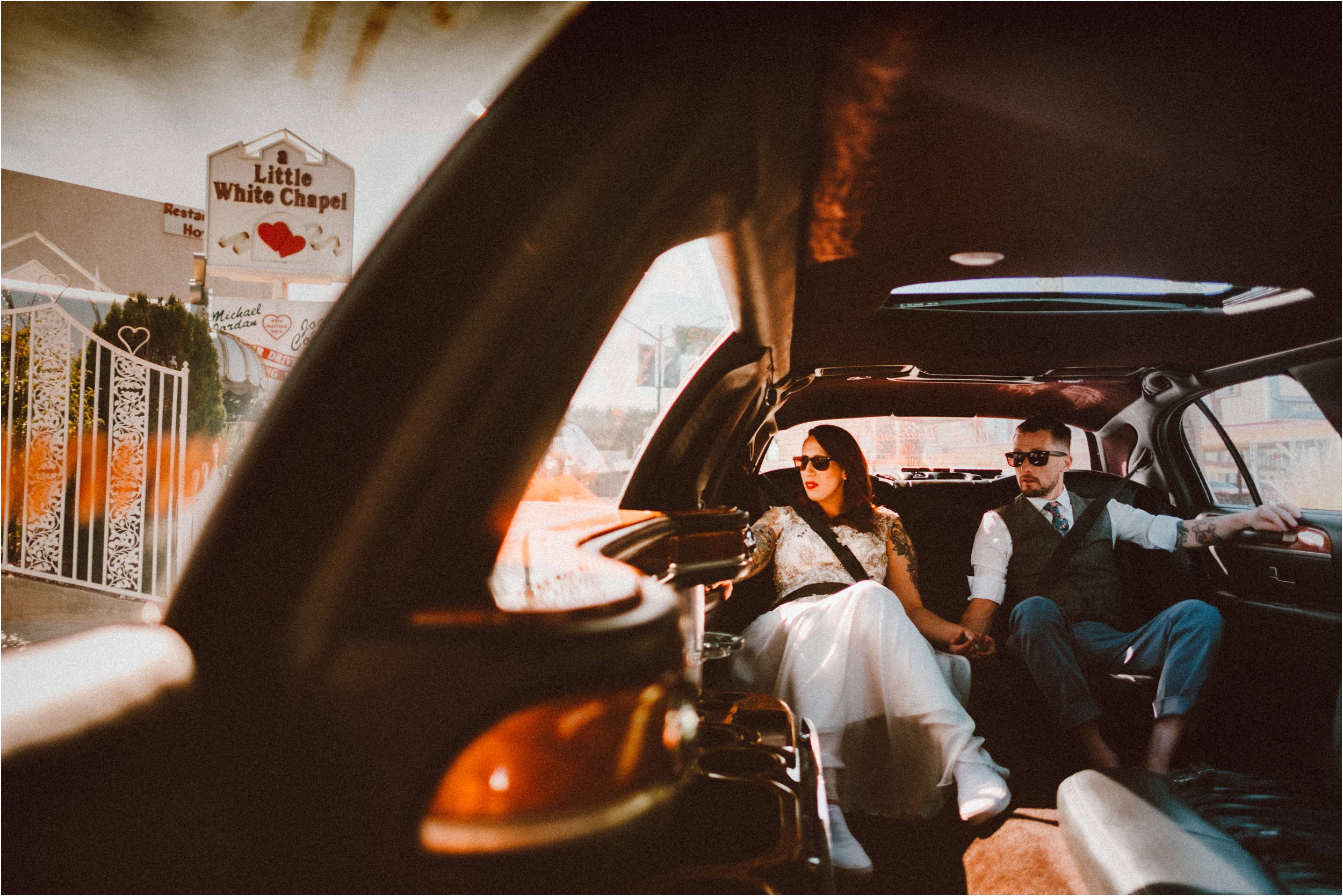 Vegas elopement destination wedding photographer_0085.jpg