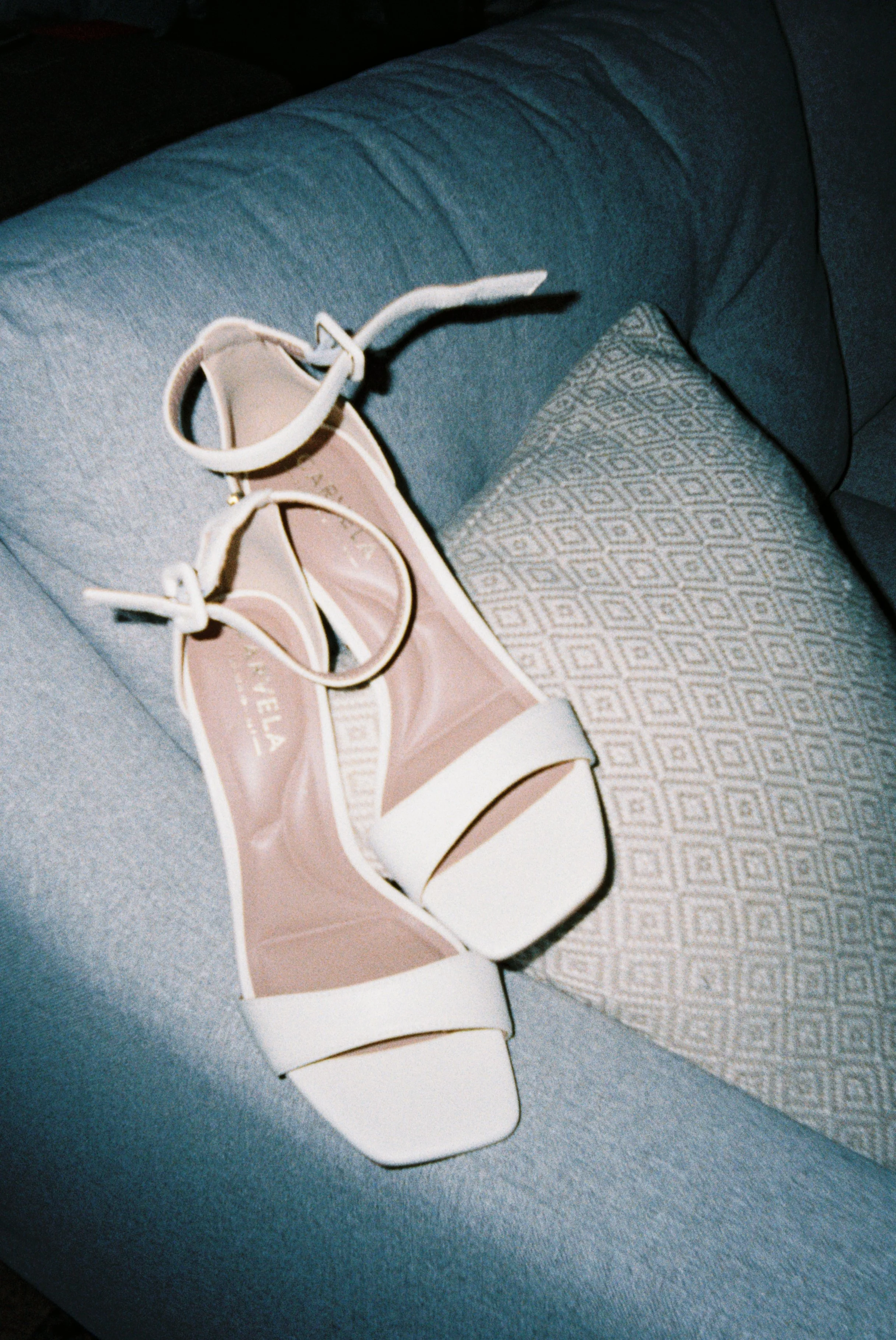 R1-01589-3A-4.JPG