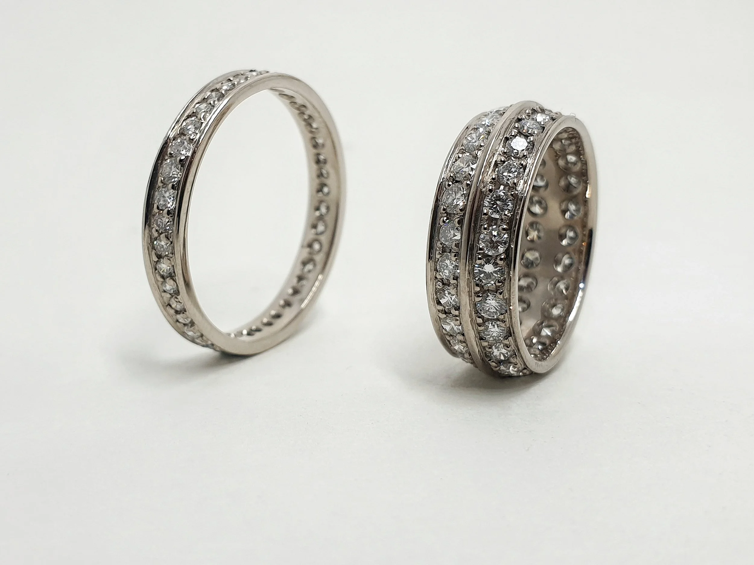 Recent commission that left Vanilla Ink HQ featuring eye crossing pavé