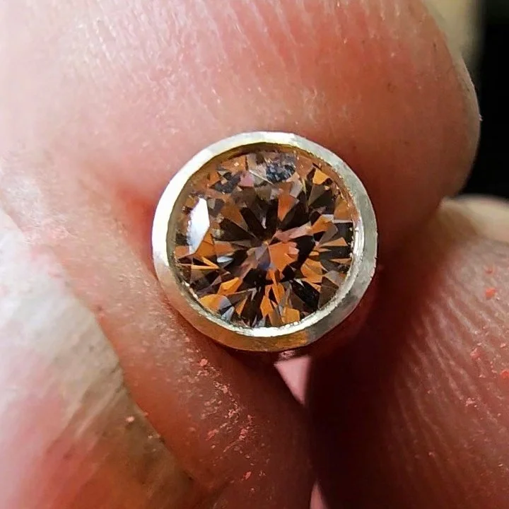 Diamond Setter Diamond Setting Courses DIAMOND ROUND ENGAGEMENT