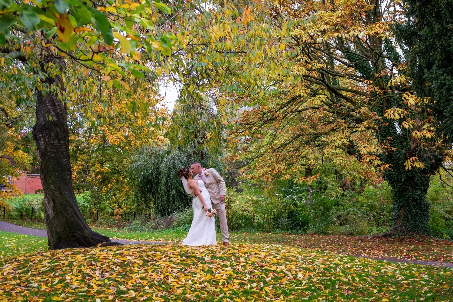 What To Do When Your Wedding Photographer Cancels the Night Before