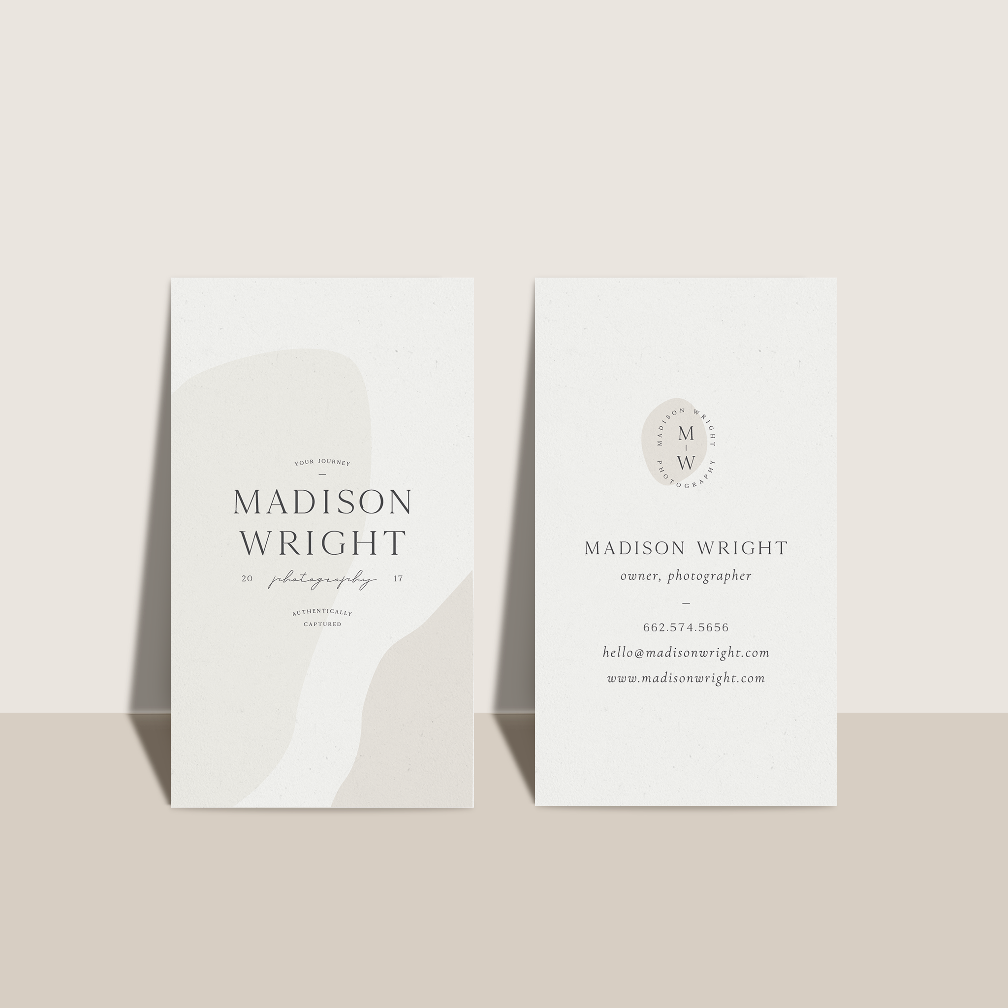 MW_Mockup_BusinessCards_NoShadow_Neutral.png