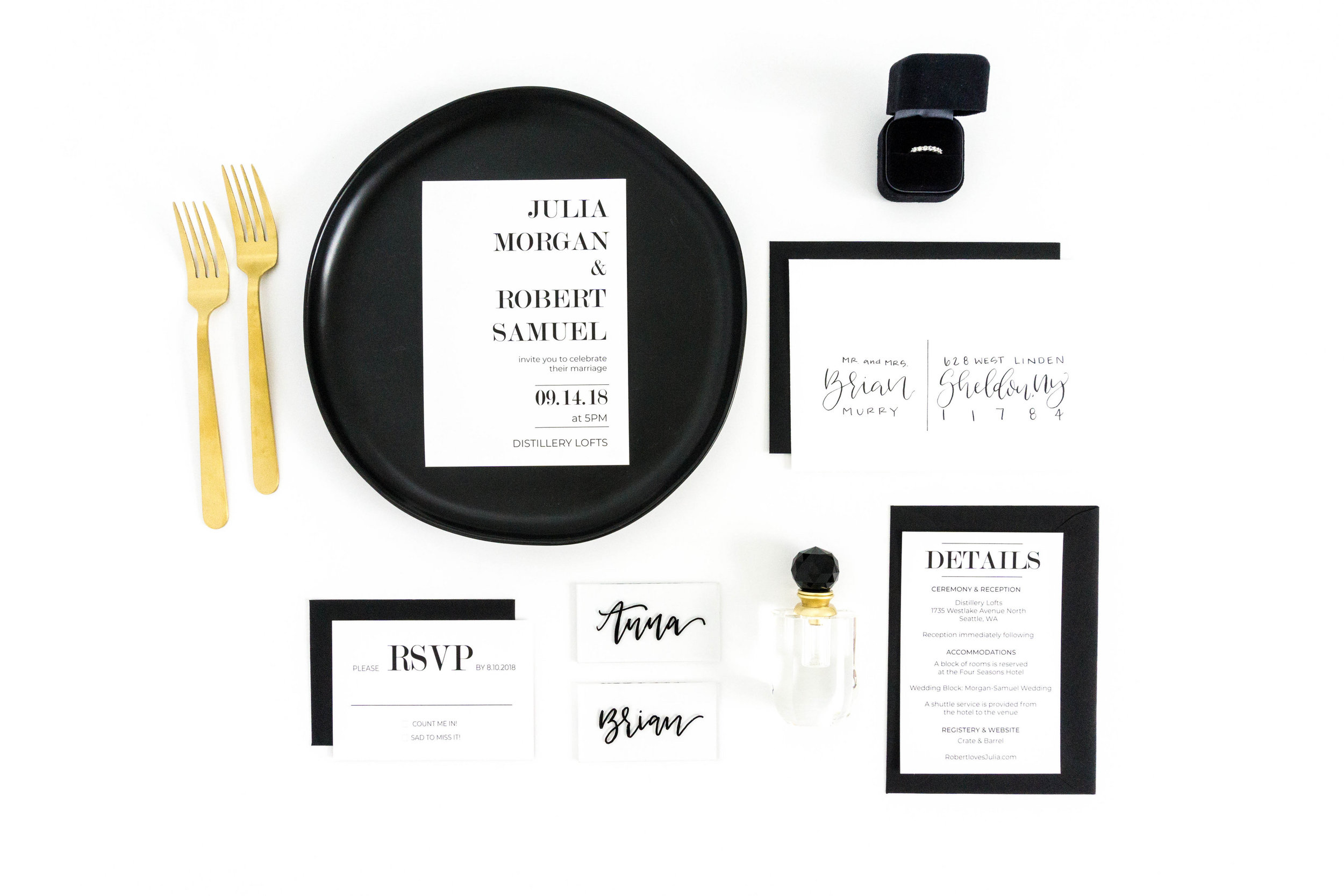 love-fern-design-studio-custom-wedding-invitations-for-the-modern-couple-modern-calligraphy-in-seattle-washington-custom-wedding-stationery-modern-classic-black-white-invitation-suite