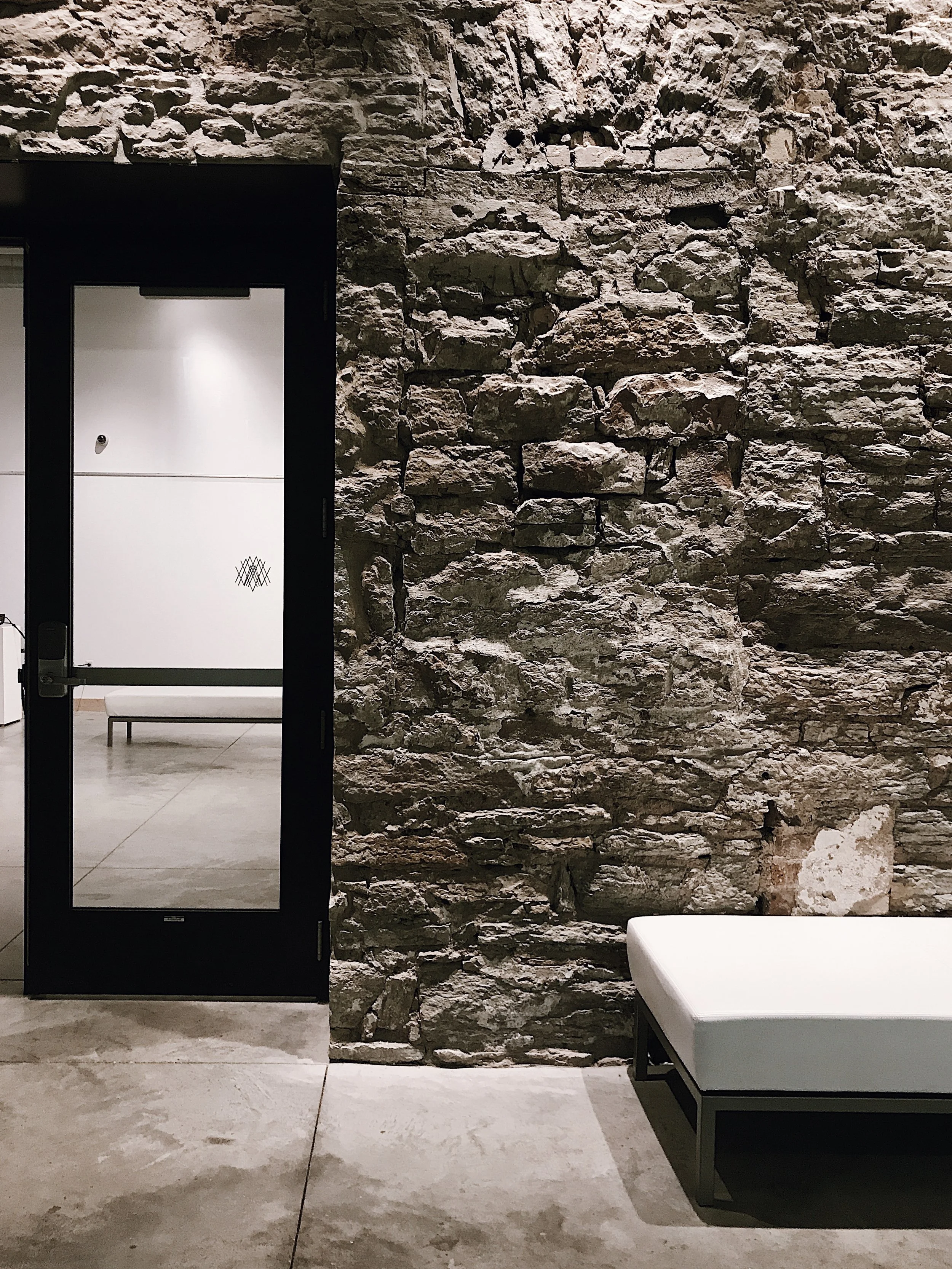 MONTGOMERY COLLECTION X SWDEN 070 I.JPG