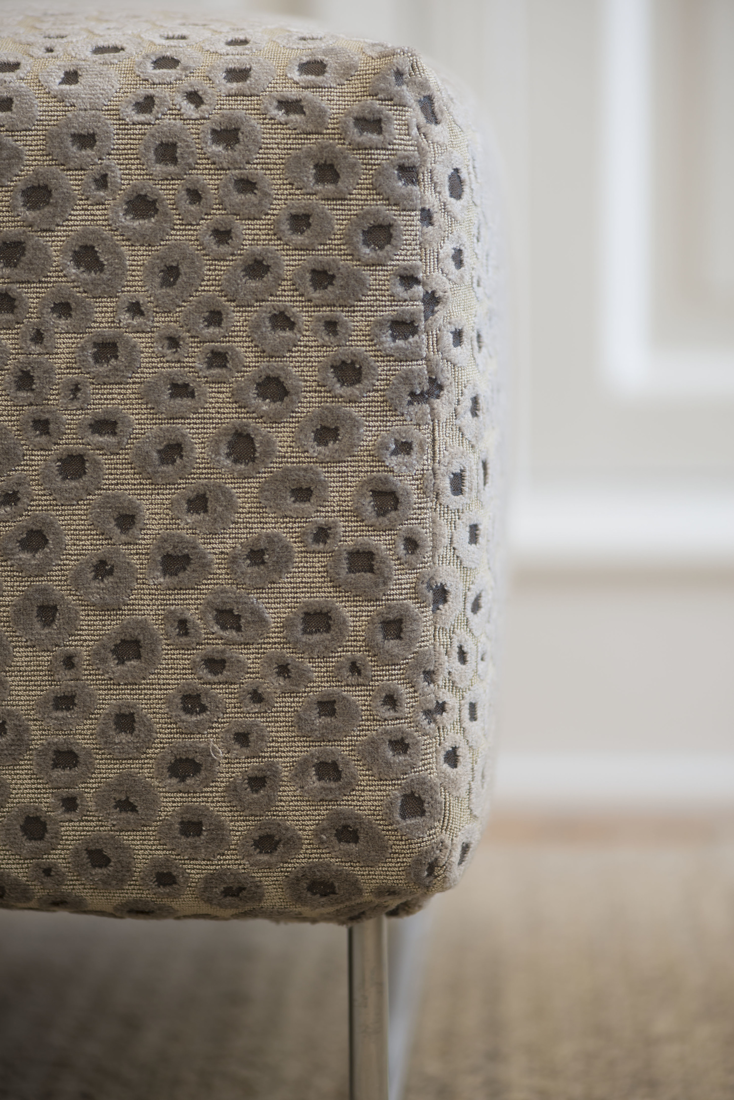 8-Living-Detail-Pouf-4738.jpg