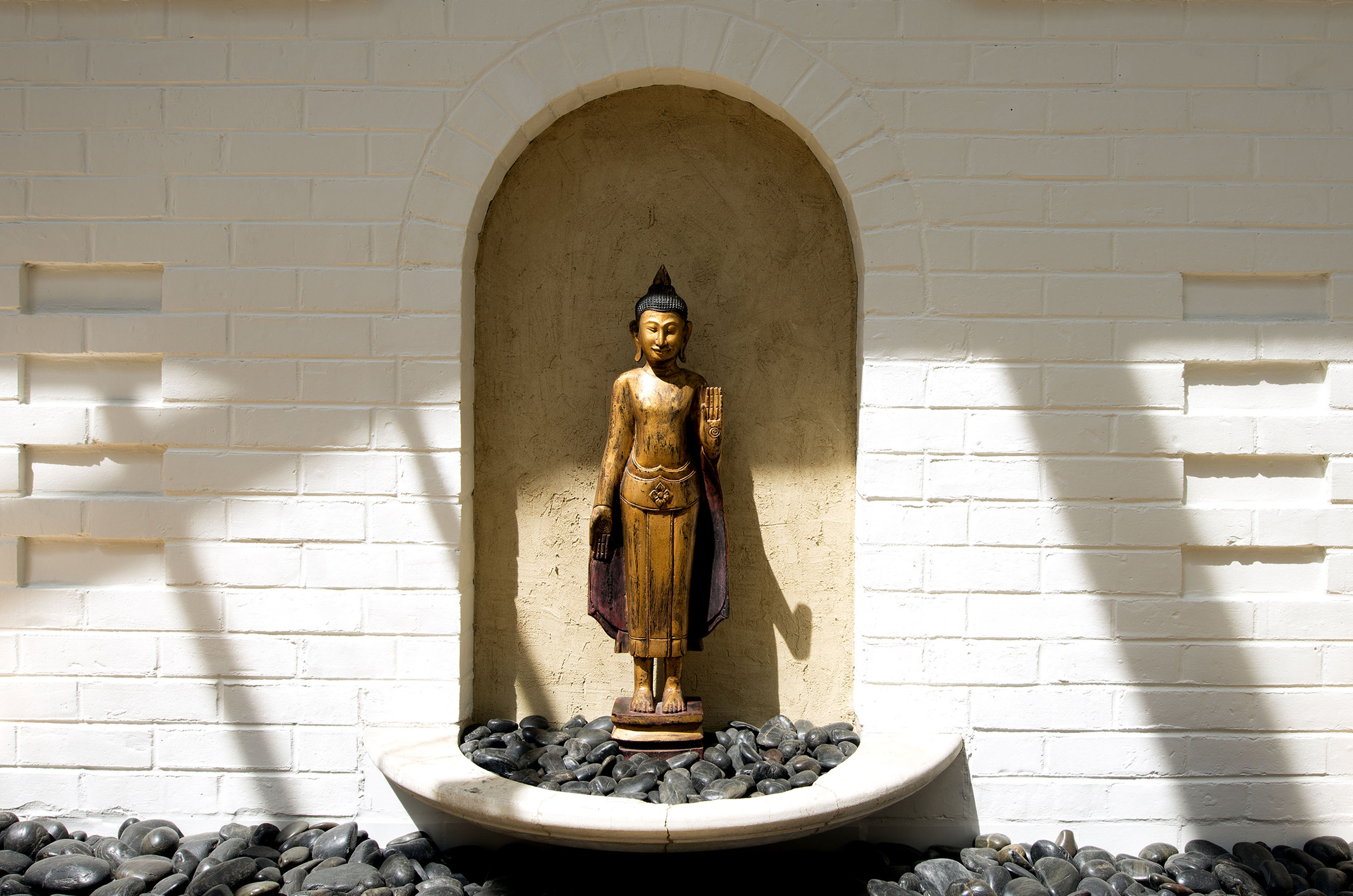 15-Kitchen-Detail-Buddha.jpg