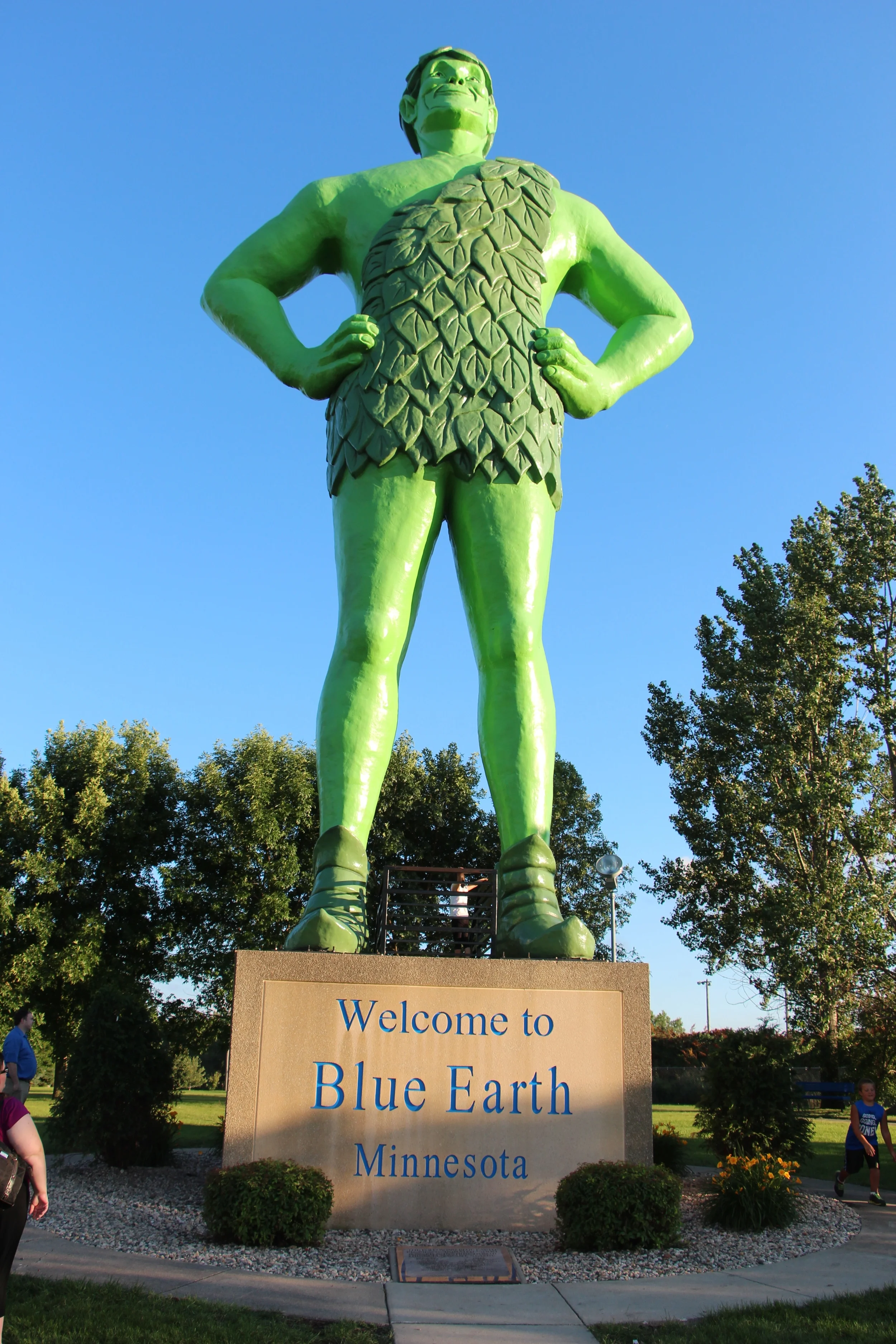 Ah, the REAL Green Giant! Blue Earth, Minnesota