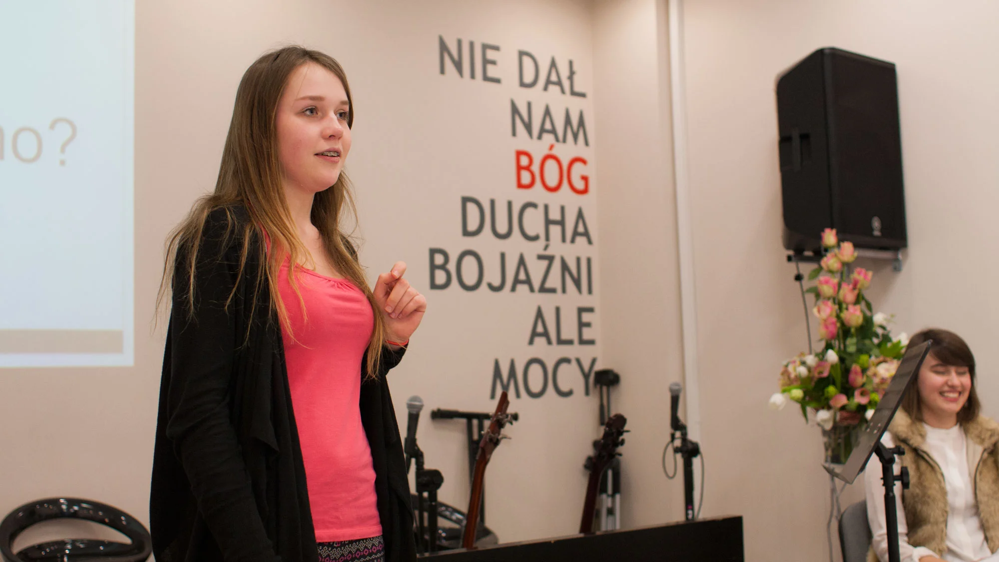 Madzia więc zaczyna i rozgrzewa nas na początek przełamywaczem lodu